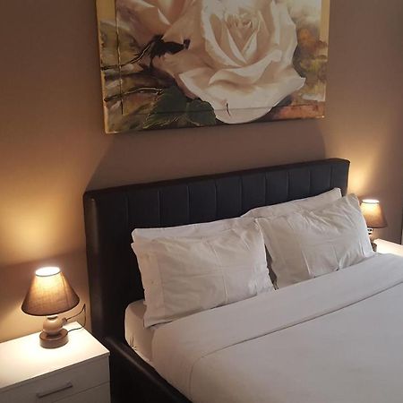 B&B Amaเวโรนา ภายนอก รูปภาพ